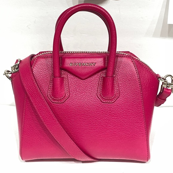 Givenchy
Antigona Leather Satchel - Picture 1 of 16